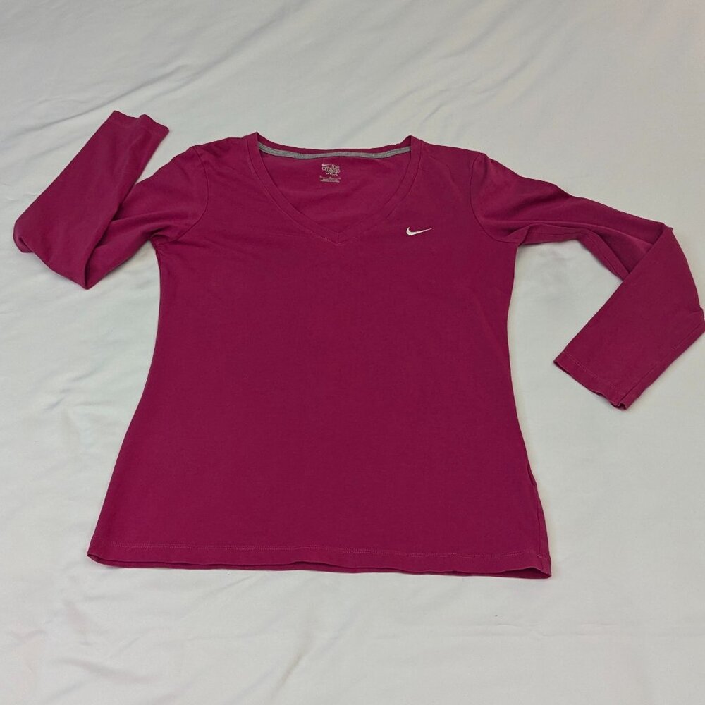 Nike Hot Pink Size Medium Long Sleeved Tee
